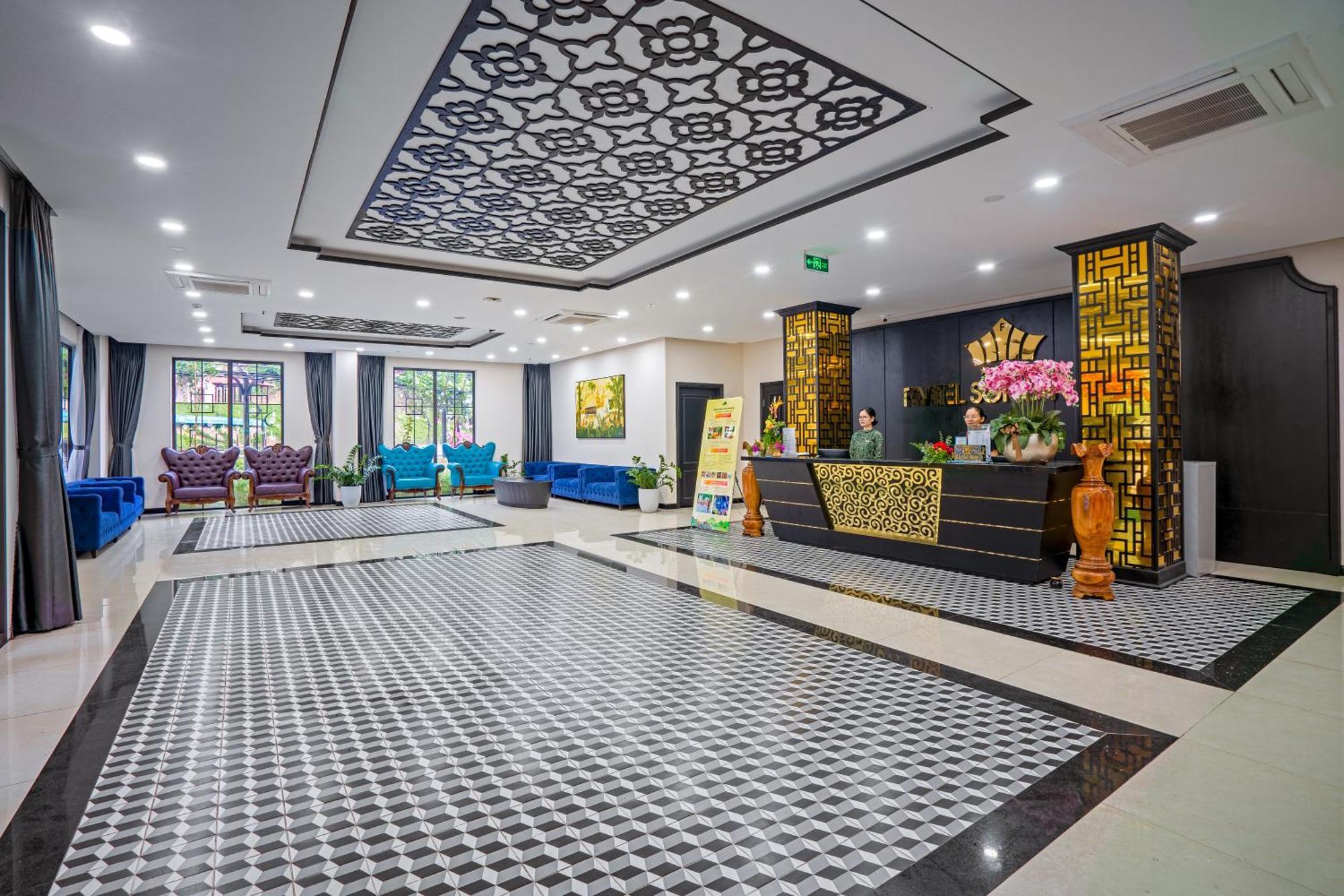 Fivitel Cong Troi Dong Giang - Fivitel Dong Giang Heaven'S Gate Hotel ภายนอก รูปภาพ
